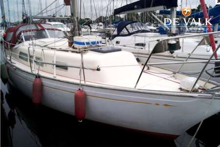 CLASSIC SAILING YACHT