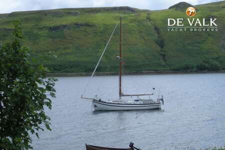 CLASSIC SAILING YACHT