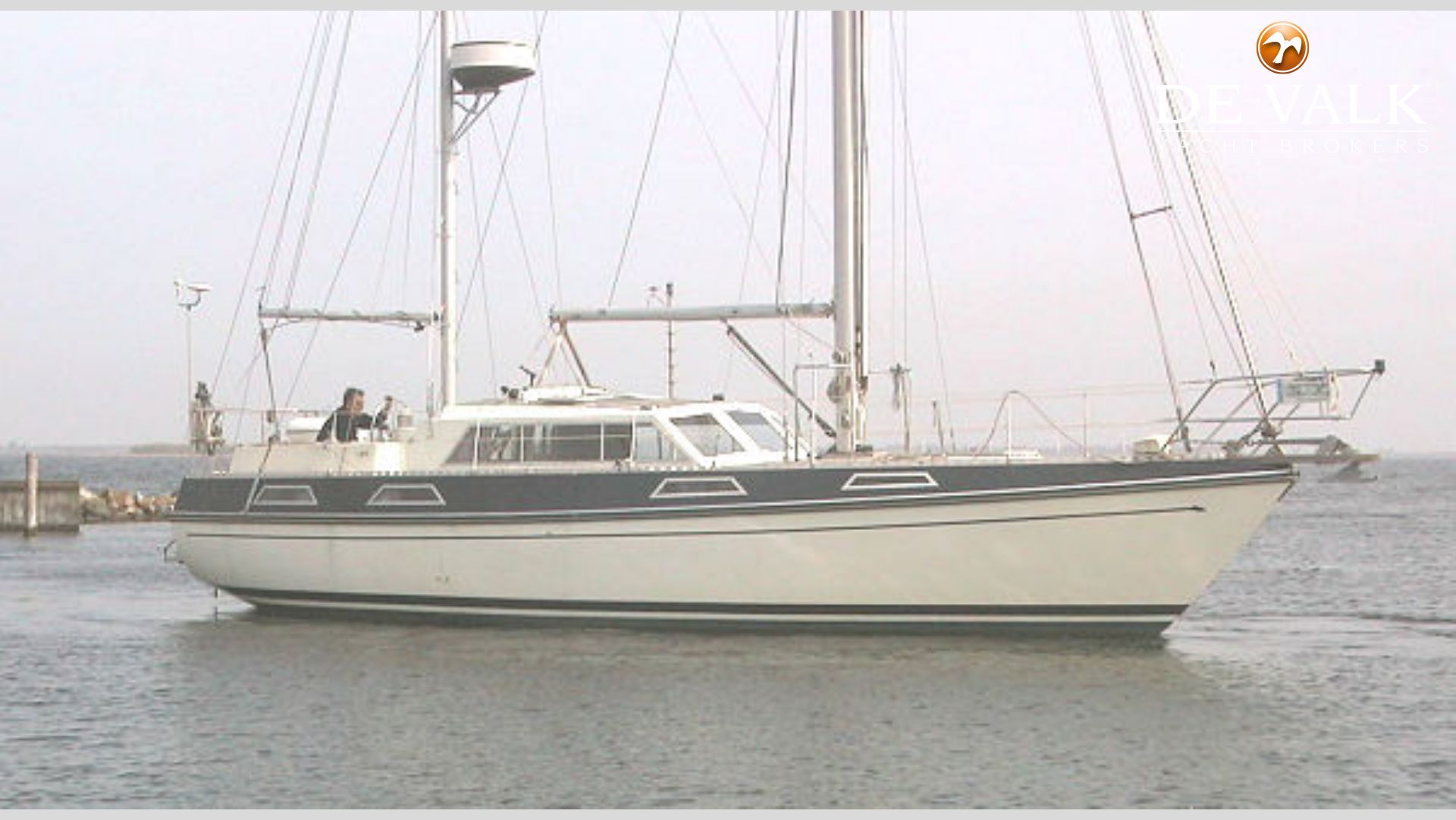 40ft colvic victor sailboat