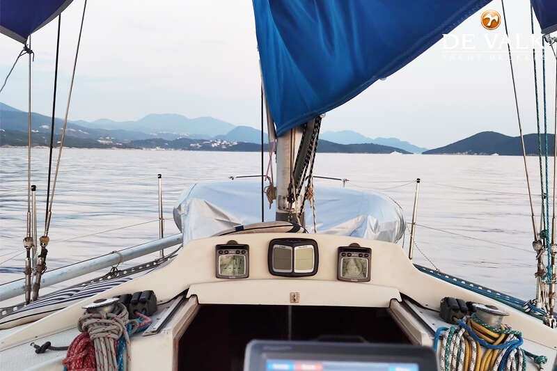 COMFORT 32 sailing yacht for sale | De Valk Yacht broker