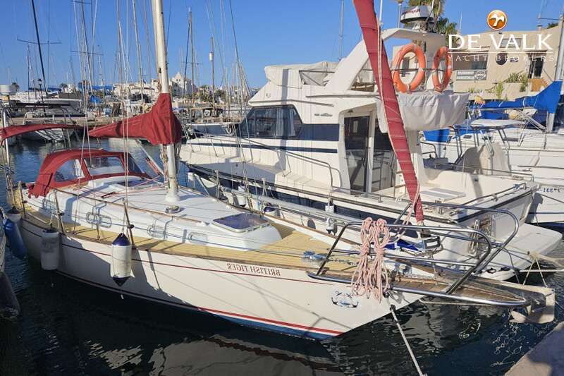 CONTESSA 32