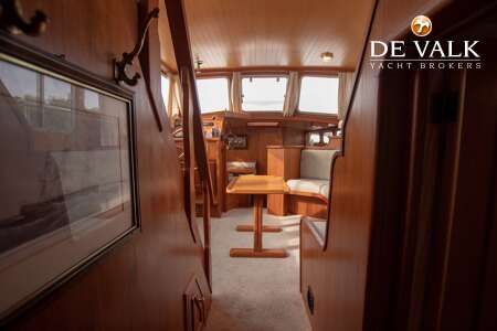 CURTEVENNE Z-YACHT 1100