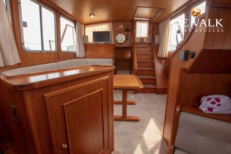 CURTEVENNE Z-YACHT 1100