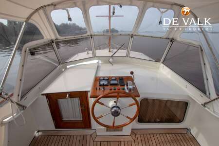 CURTEVENNE Z-YACHT 1100