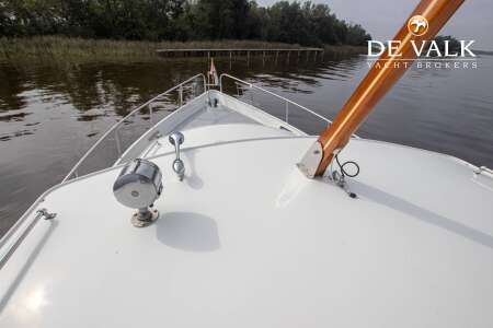 CURTEVENNE Z-YACHT 1100