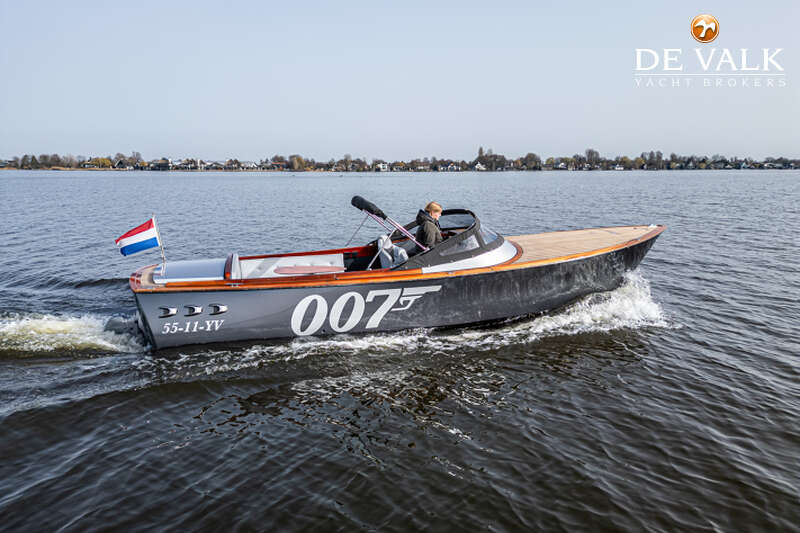 CUSTOM ALUMINIUM TENDER