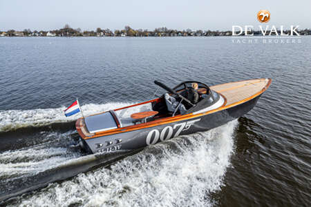 CUSTOM ALUMINIUM TENDER