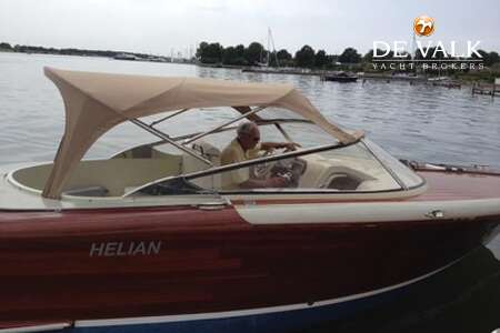 CUSTOM BUILT GRP DAYCRUISER 9M