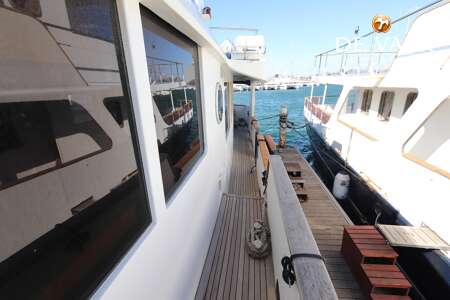 CUSTOM MARCELO PENNA TRAWLER 70
