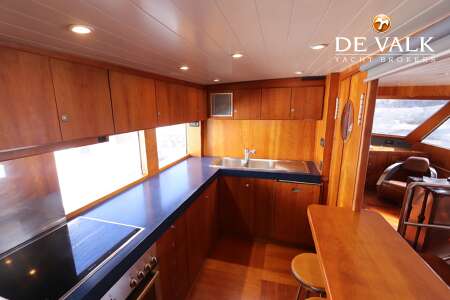 CUSTOM MARCELO PENNA TRAWLER 70