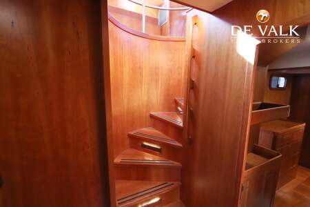 CUSTOM MARCELO PENNA TRAWLER 70