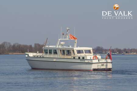 CUSTOM RIVER CRUISER
