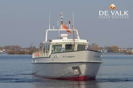 CUSTOM RIVER CRUISER