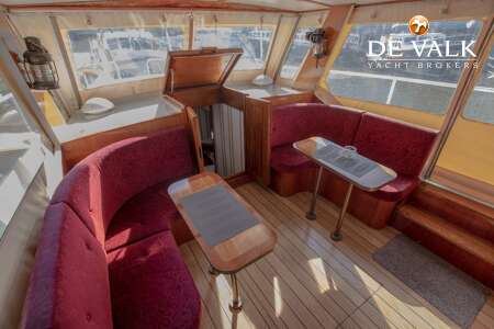 CUSTOM RIVER CRUISER