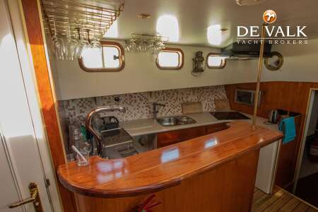 CUSTOM RIVER CRUISER