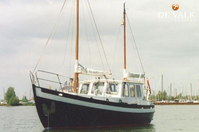 DANISH ROSE 31 sailing yacht for sale De Valk Yacht broker