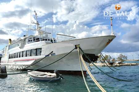 DAY PASSENGERS SHIP 41