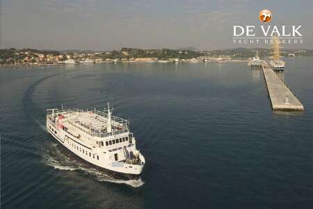 CAR/PASSENGERS SHIP 50