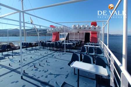 CAR/PASSENGERS SHIP 50
