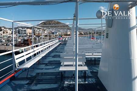 CAR/PASSENGERS SHIP 50