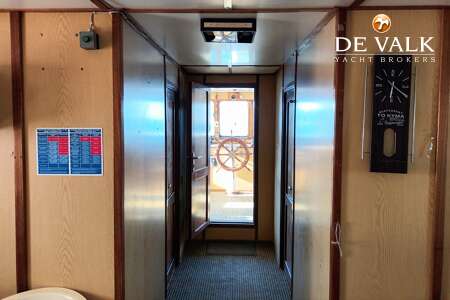 CAR/PASSENGERS SHIP 50