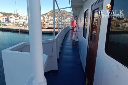 CAR/PASSENGERS SHIP 50