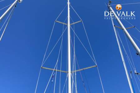 DUFOUR 365 GRAND LARGE