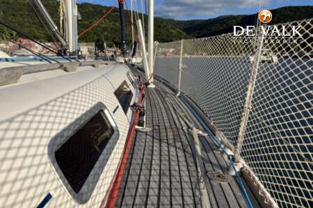 DUFOUR 40 PERFORMANCE