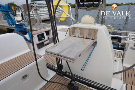 DUFOUR 40 PERFORMANCE