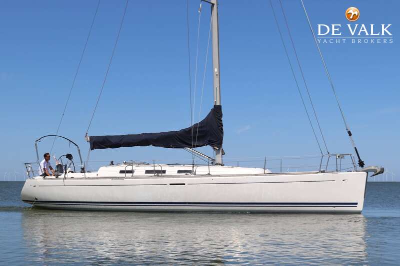 DUFOUR 44 PERFORMANCE