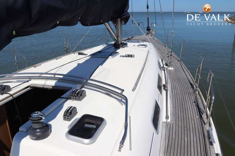 DUFOUR 44 PERFORMANCE