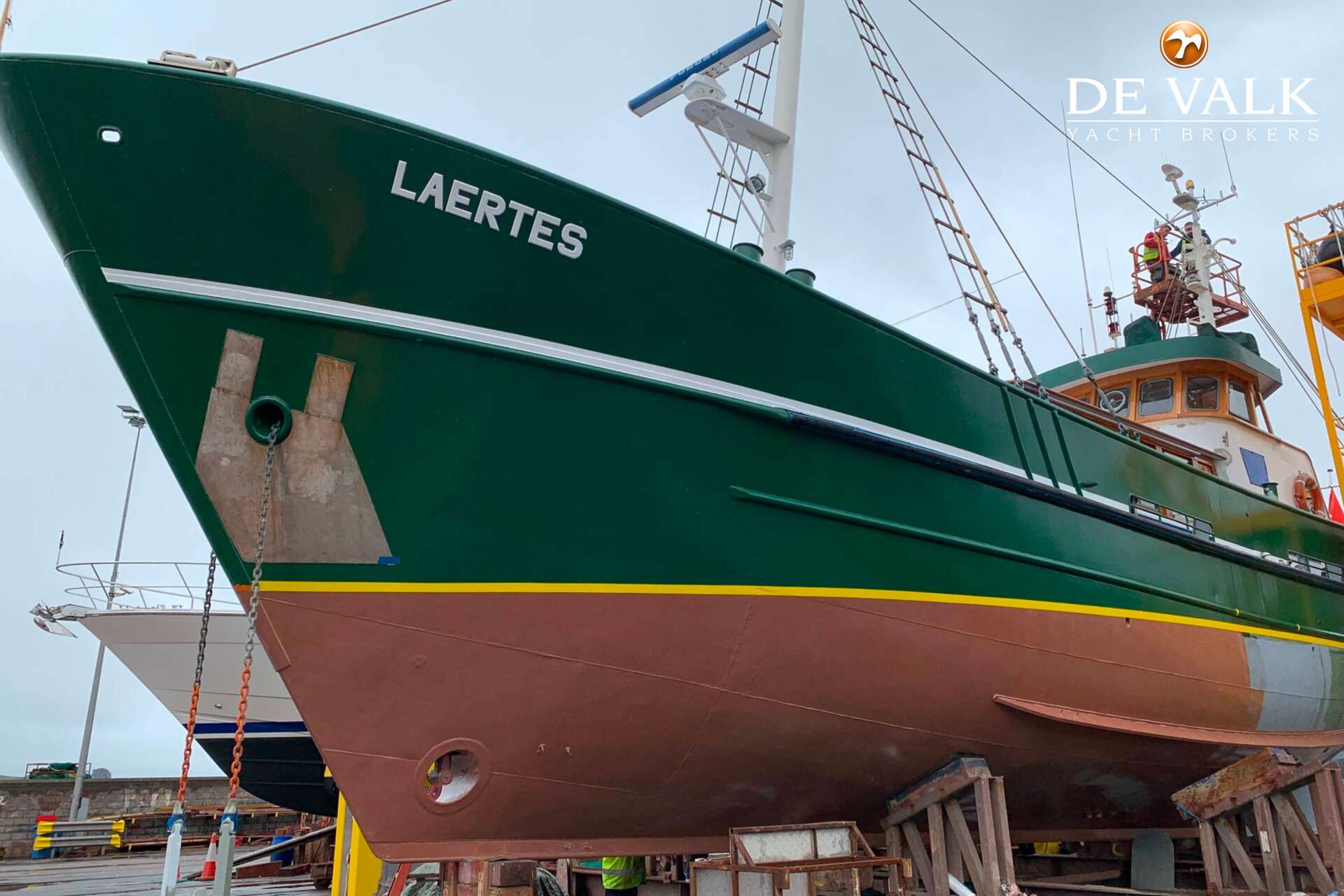 dutch built trawler yachts