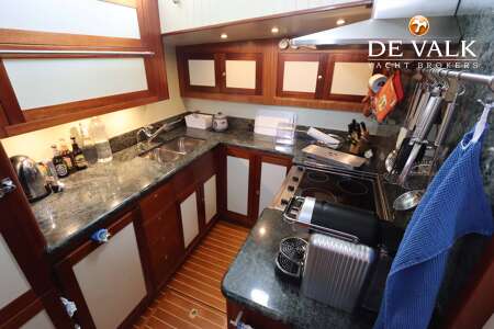 TRAWLER DUTCH BUILT