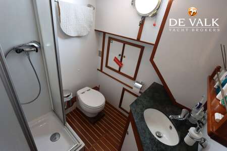TRAWLER DUTCH BUILT