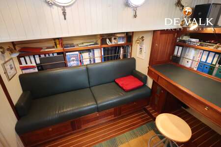 TRAWLER DUTCH BUILT