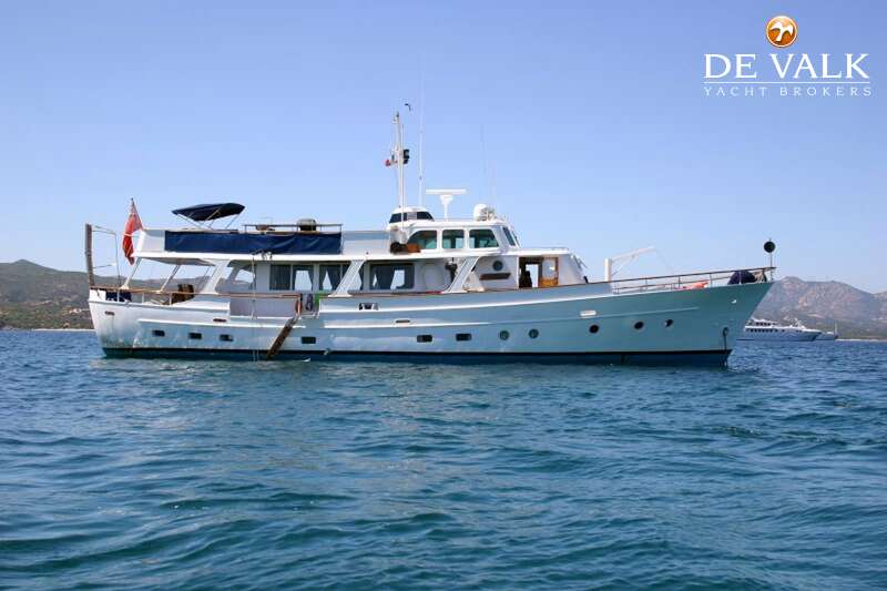 DUTCH STEEL MOTOR YACHT