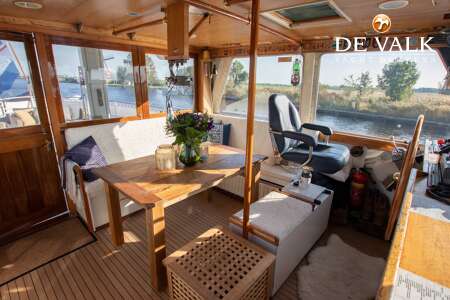EXPLORER MOTOR YACHT