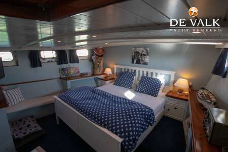 EXPLORER MOTOR YACHT