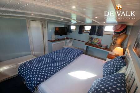 EXPLORER MOTOR YACHT