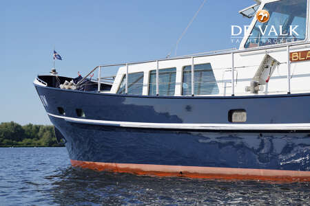 EXPLORER MOTOR YACHT