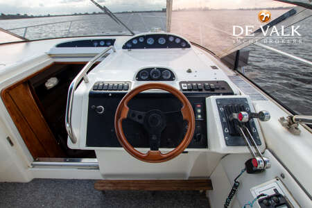 FAIRLINE TARGA 38