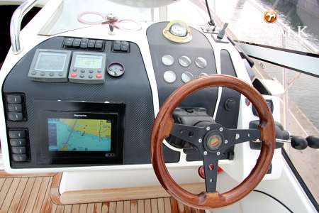 FAIRLINE TARGA 43