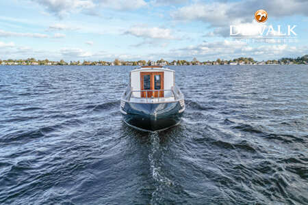 FAIRWAYS MARINE FISHER 30 PILOTHOUSE