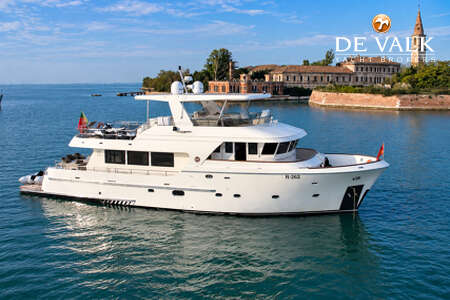 FAVARO YACHTS EXPLORER 76