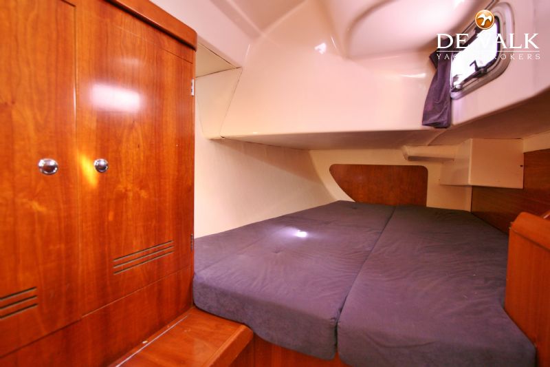 FEELING 36DI sailing yacht for sale | De Valk Yacht Brokers