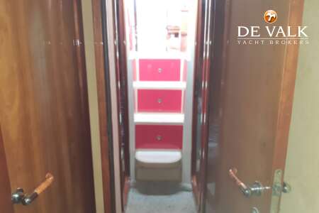FERRETTI 46