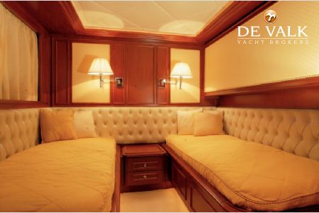 FERRETTI NAVETTA 27