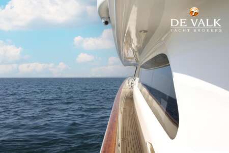 CUSTOM LINE NAVETTA 30