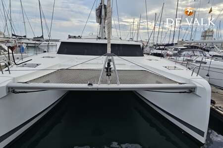 FOUNTAINE PAJOT ASTREA 42