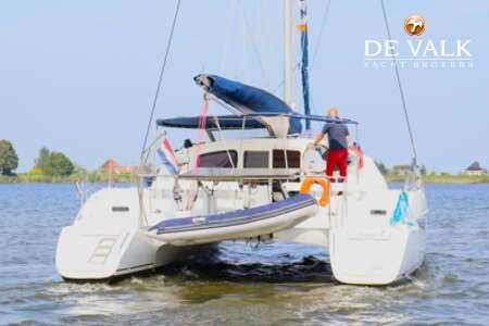 FOUNTAINE PAJOT LAVEZZI 40
